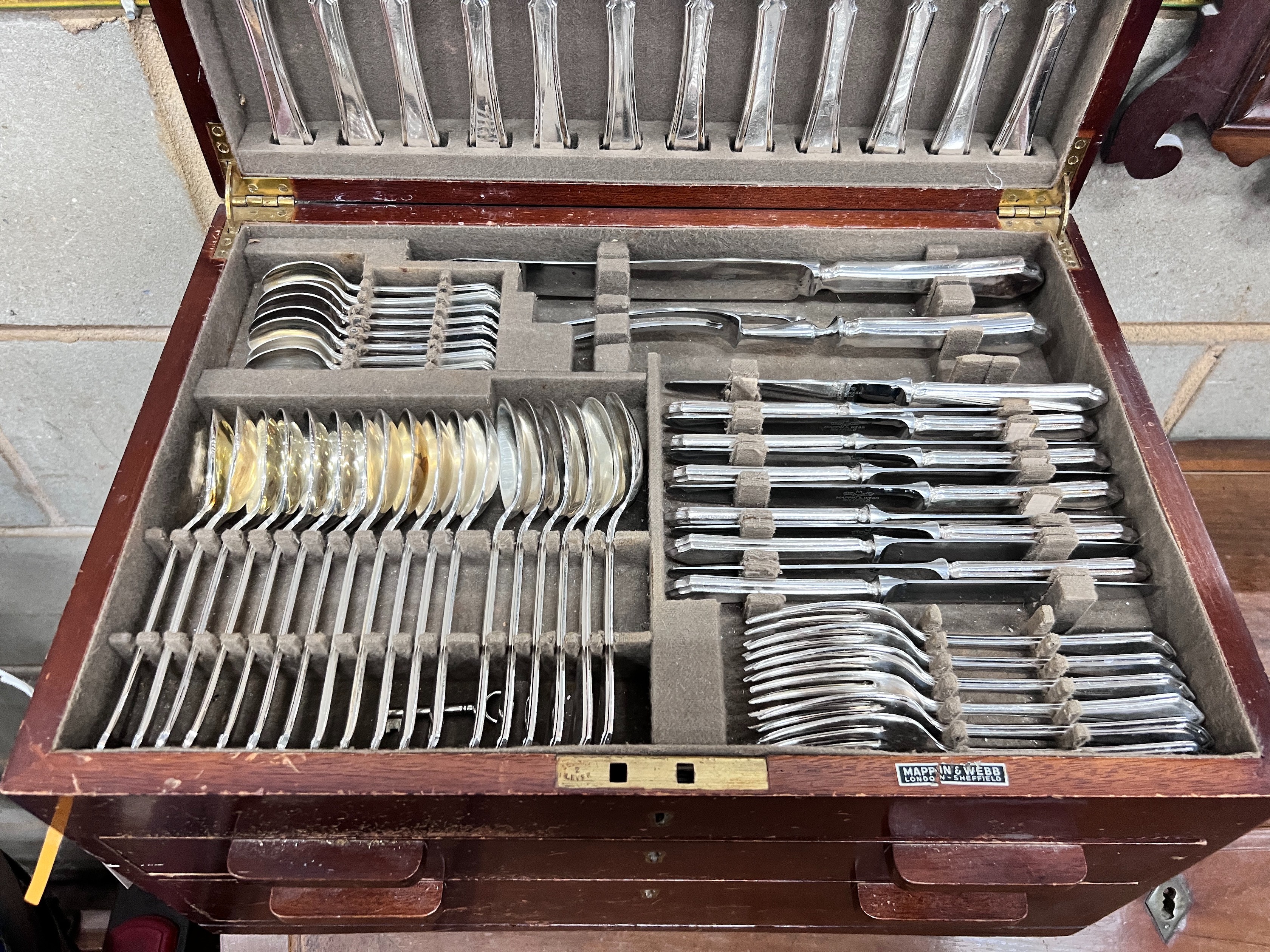 A Mappin & Webb canteen of silver plated cutlery and flatware, with two drawer case, width 47cm, depth 33cm, height 27cm *Please note the sale commences at 9am.
